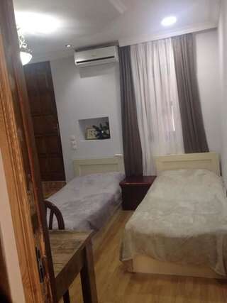 Гостевой дом Guest House Lili Батуми Семейный номер-1